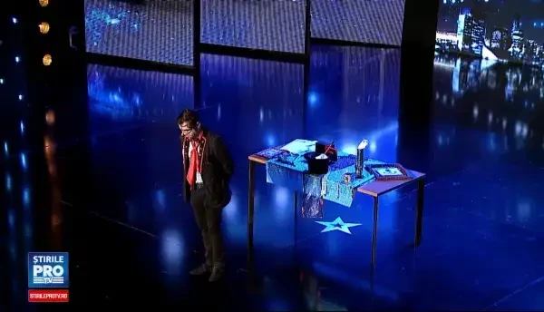 Magicianul de care a ras toata sala la "Romanii au talent". Ce a vrut sa faca Armando Cucos pe scena si ce a iesit