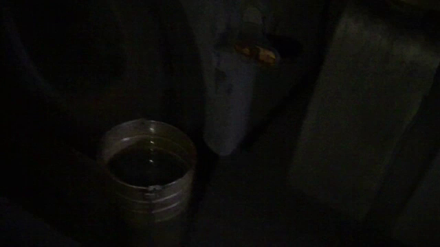 Si-a cerut iertare dupa ce a fost prins. Metoda prin care un barbat din Bacau fura jumatate de tona de motorina pe luna