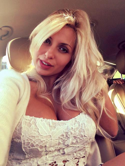 Agnes Arabela Marques