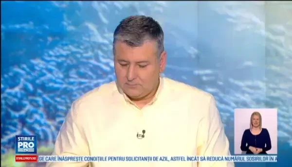 3500 de kilometri in 45 de zile, pe doua roti si cu doar 1600 de lei in buzunar. Aventura low cost a unui actor roman