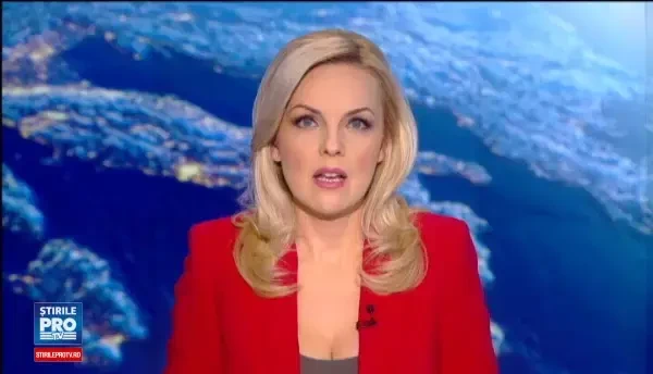 Sediul cotidianului Zaman, ostil presedintelui Recep Erdogan, luat cu asalt de politia turca. Reactia imediata a populatiei