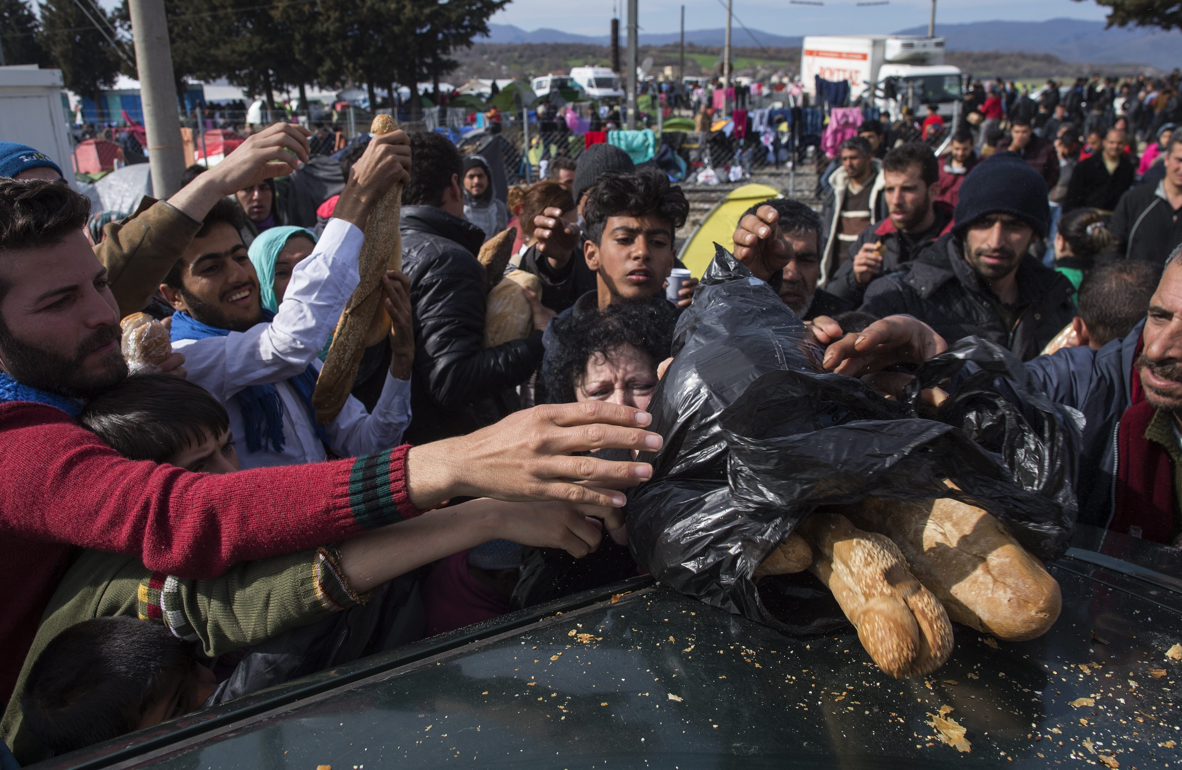 migranti, grecia, agerpres - 2
