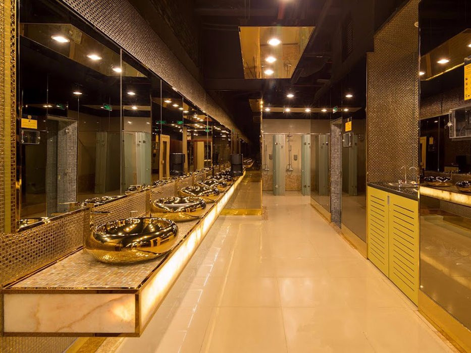 Sala de fitness si sau palat? Cum arata cel mai luxos complex de fitness si spa din lume: abonamentul costa 24.000$ pe an