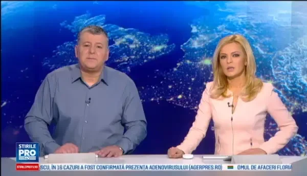 Un camion s-a rasturnat in Piata Victoriei din Bucuresti luni dimineata. Traficul a fost blocat in zona