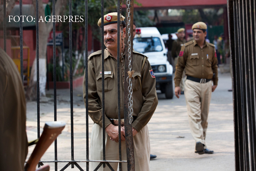 Violata, apoi arsa de vie de un tanar obsedat de ea. Tragedia unei fete de 15 ani a ingrozit India