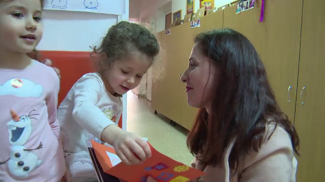 8 martie, ziua in care copiii le-au adus lacrimi de fericire mamelor. Mesajul emotionant transmis de un soldat din Afganistan