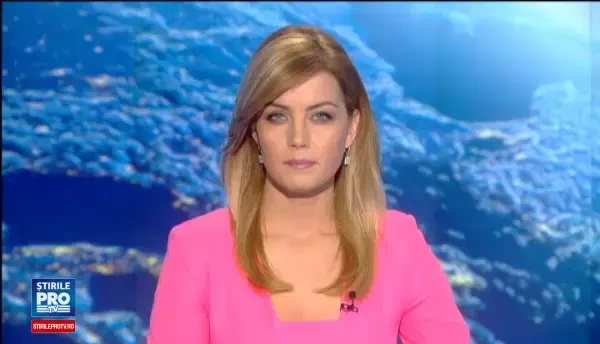 Pericol de explozie intr-o localitate din Gorj, dupa o alunecare de teren. O casa sta sa se prabuseasca