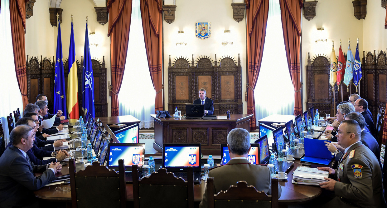 Reuniunea semestriala a CSAT. Gruparile jihadiste, migratia si defrisarile ilegale sunt principalele teme de discutie