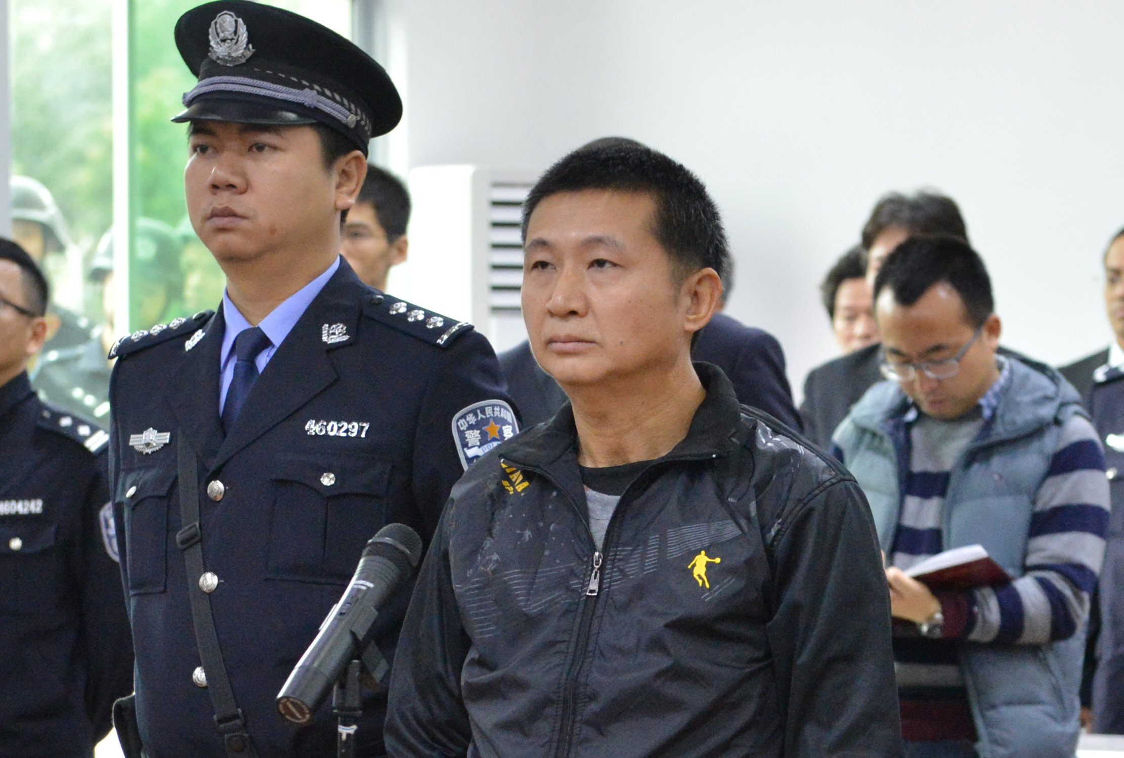 Un chinez, acuzat pe nedrept de crima si incendiere, a fost eliberat din inchisoare, dupa 23 de ani. Ce despagubiri cere acum