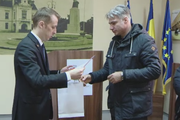 Localnici premiati pentru ca sesizeaza primariei problemele din oras. Aplicatia cu care se mandreste Botosaniul