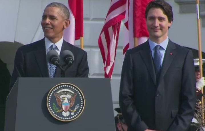 Dineu la Casa Alba intre premierul Canadei si familia Obama. Prima doamna a Canadei a purtat o creatie a unui designer roman