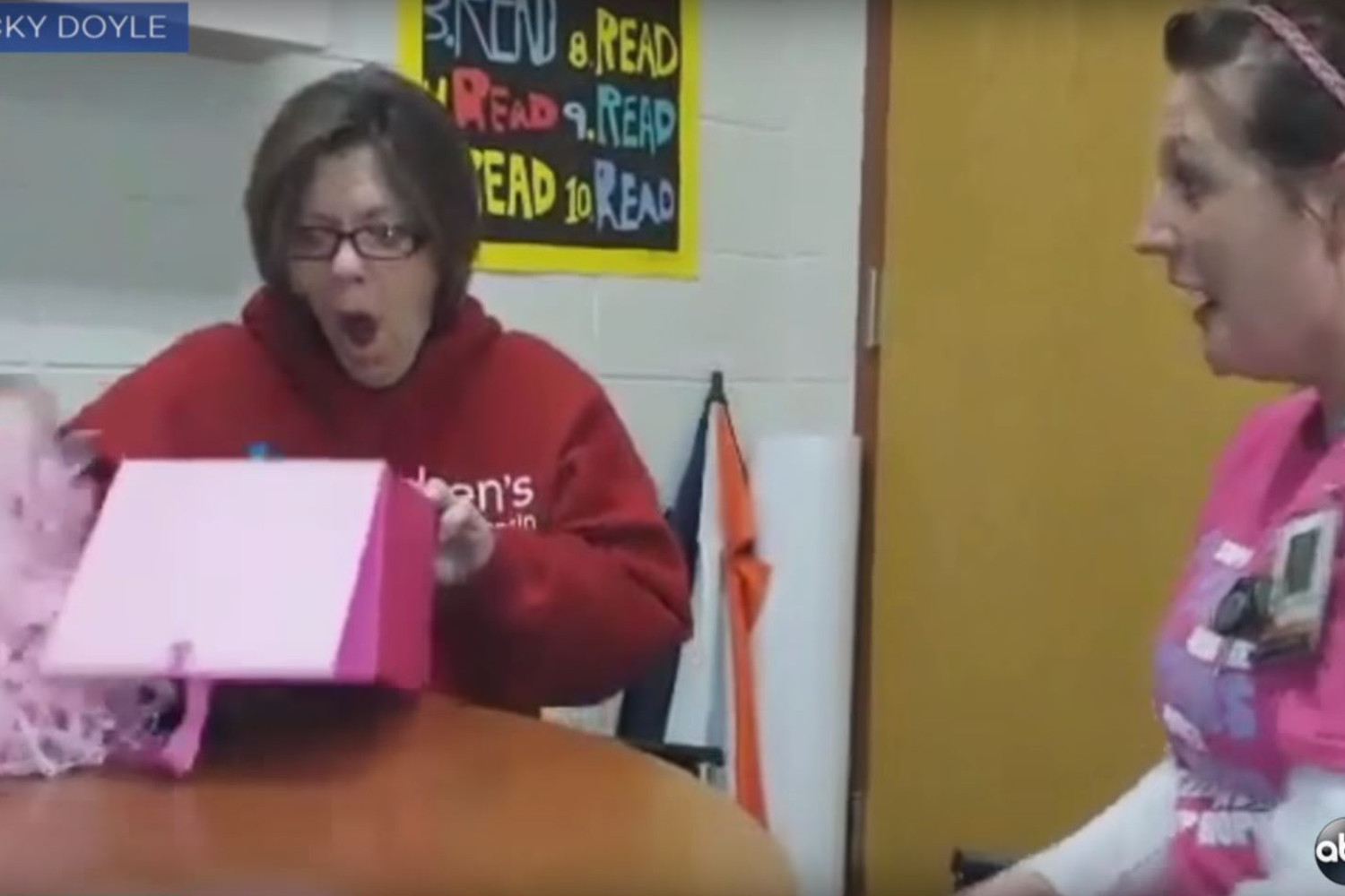 Profesoara si-a donat rinichiul elevei sale in varsta de opt ani. Cum a reactionat bunica acesteia cand a aflat vestea