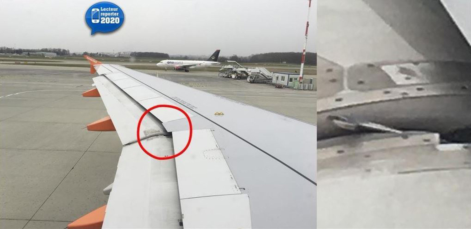 S-a uitat pe geamul avionului si a avut o surpriza. Cand a vazut ce se afla acolo, a mers imediat la pilot sa-l avertizeze