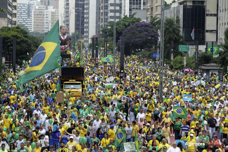 Proteste Brazilia