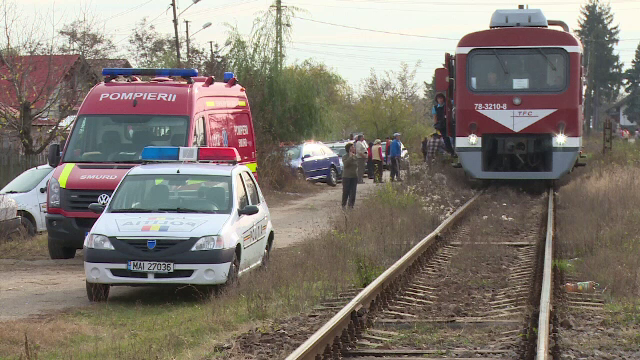 Scurtatura spre casa i-a adus moartea. O femeie din Prahova a fost izbita in plin de tren