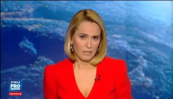 Una dintre cele mai faimoase violoniste din lume a revenit in Romania pentru a le canta oamenilor sarmani