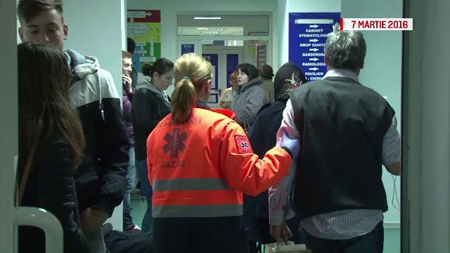 Ce au descoperit autoritatile din Bacau in cazul celor 70 de persoane cu toxiinfectie, dupa ce au mancat la un parastas