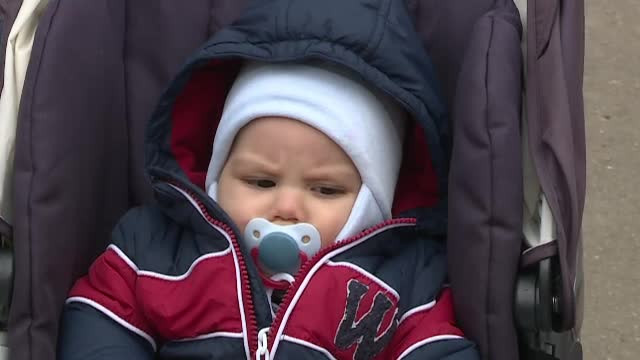 Parintii ar putea scapa de plata intretinerii pentru copiii mici. De ce nu sunt de acord administratorii cu proiectul de lege