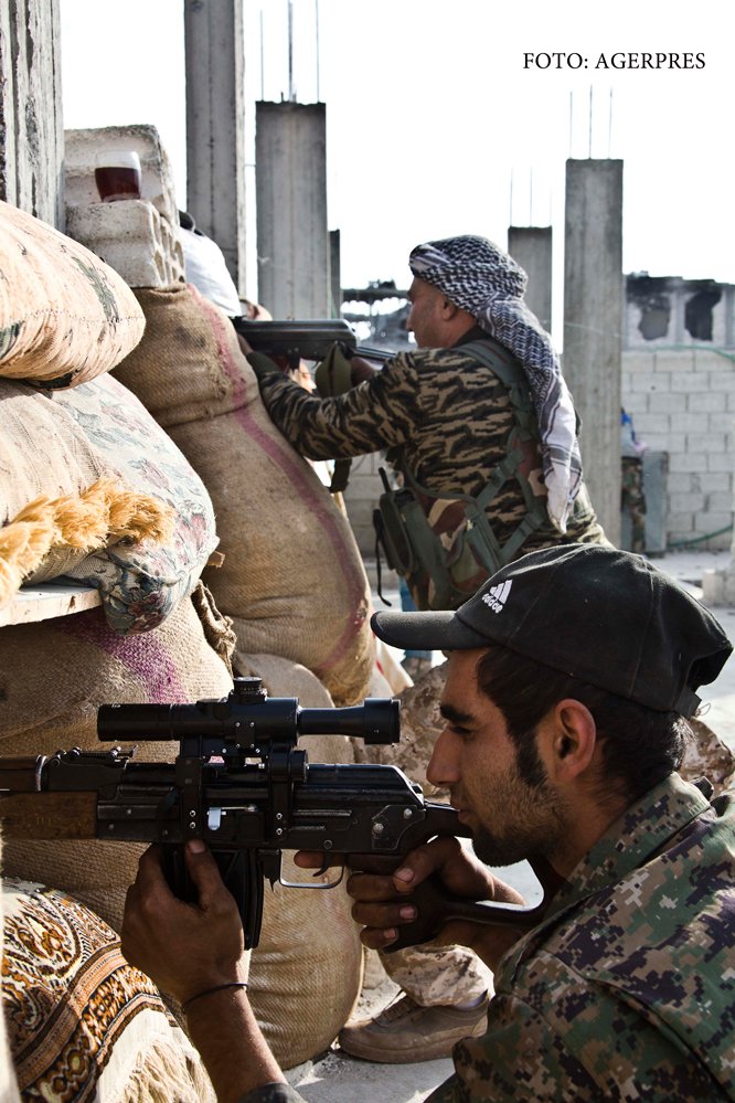 luptatori kurzi in Siria