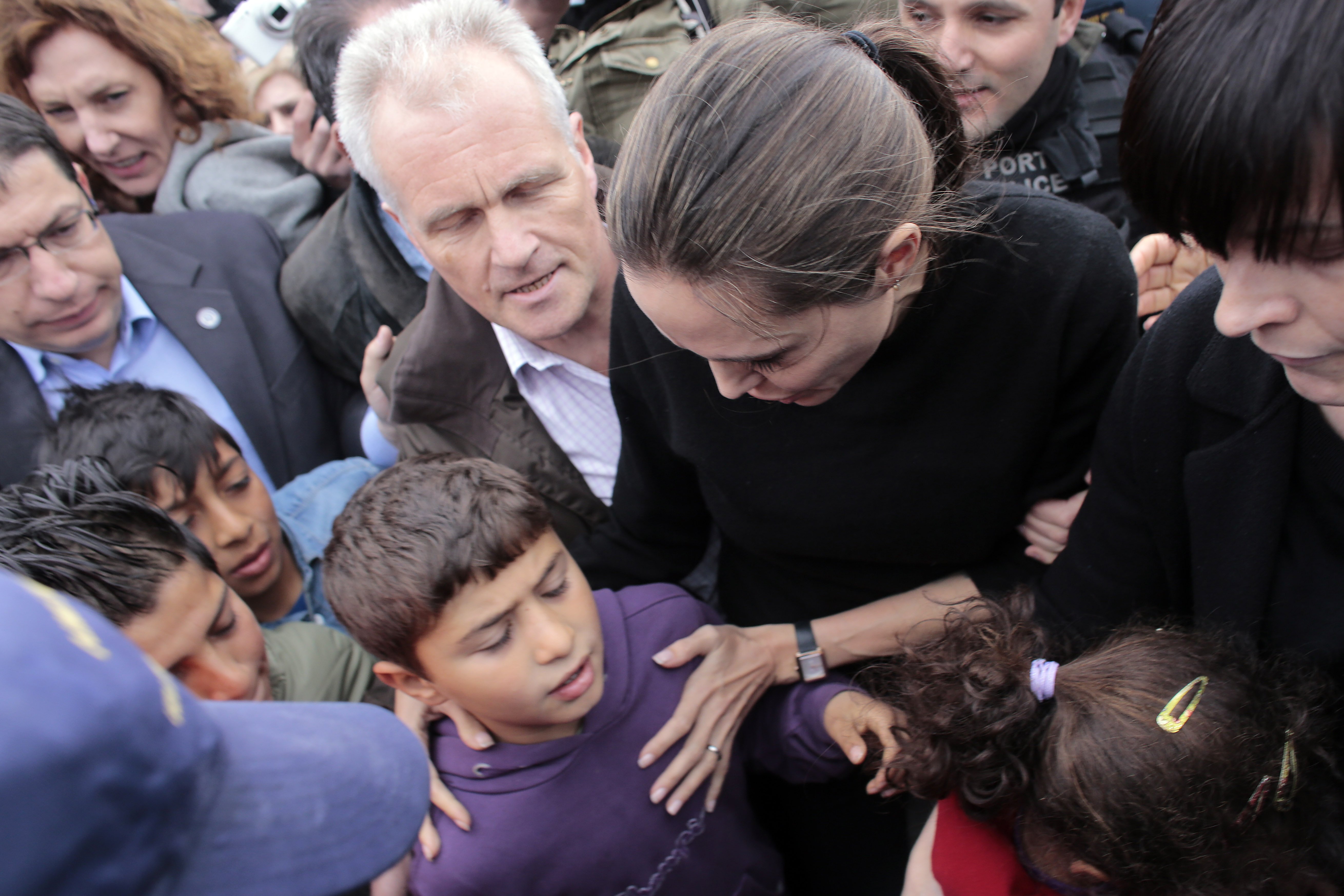 Angelina Jolie, Grecia