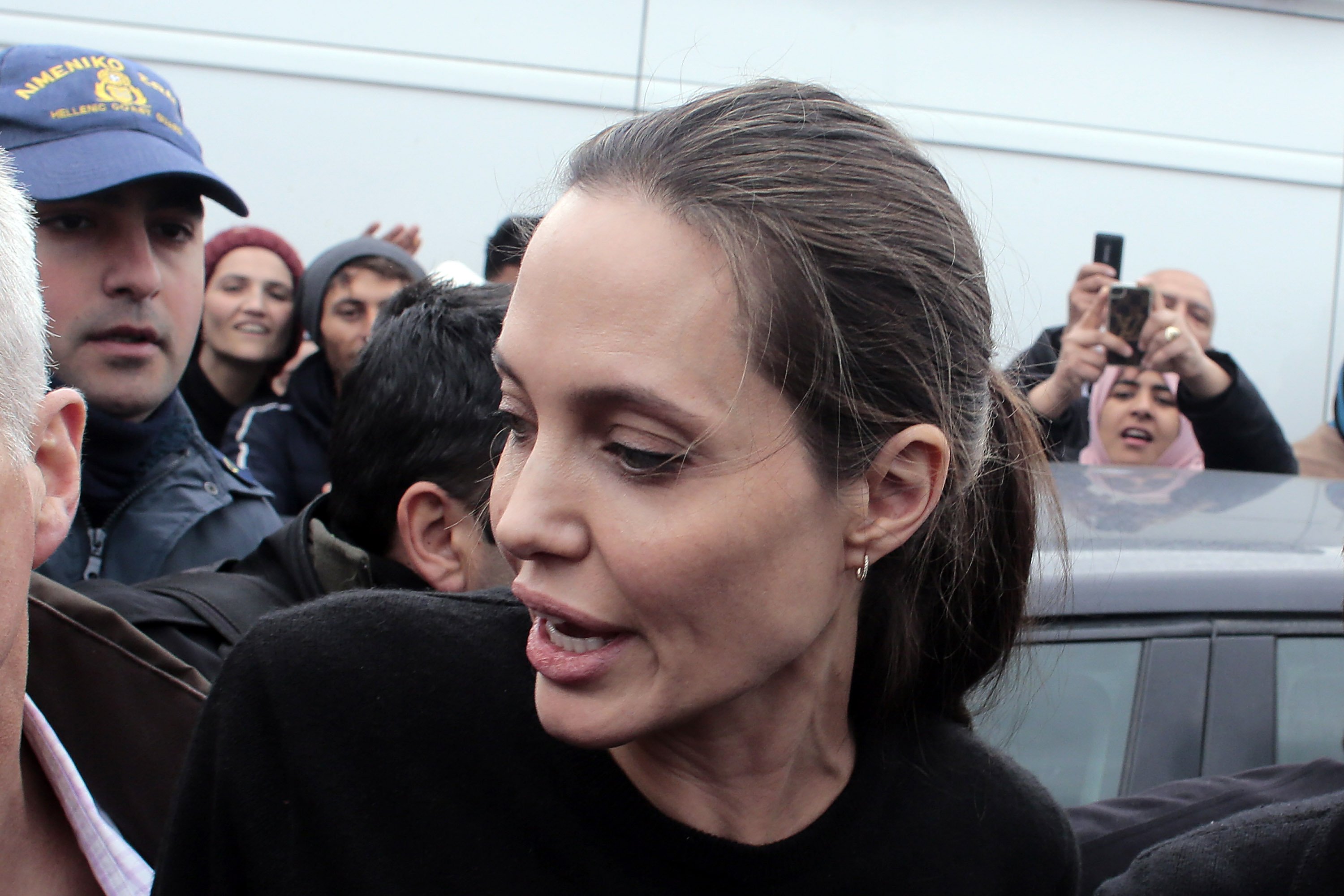 Angelina Jolie, Grecia