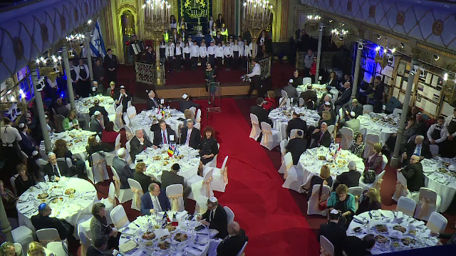 20 de ani ai Complexului Educational "Lauder-Reut": Promovare 100% la Evaluarea Nationala si BAC si nenumarati olimpici