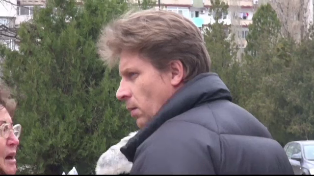 Rasturnare de situatie in cazul gemenelor din Galati omorate de mama si puse in frigider. De ce a fost retinut sotul femeii