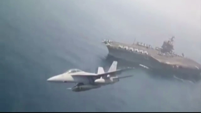 "Nesuferita Betty", vocea pe care niciun pilot de avion nu vrea sa o auda. Cine este femeia din spatele mesajelor de alerta