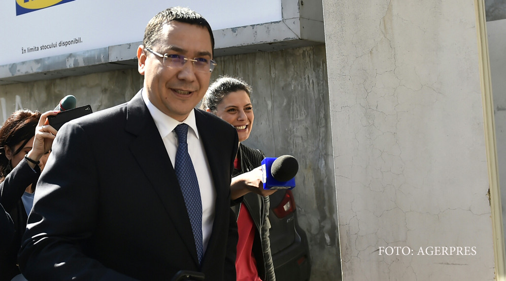 Baroul Bucuresti a amanat pentru 31 august decizia privind excluderea lui Victor Ponta din avocatura