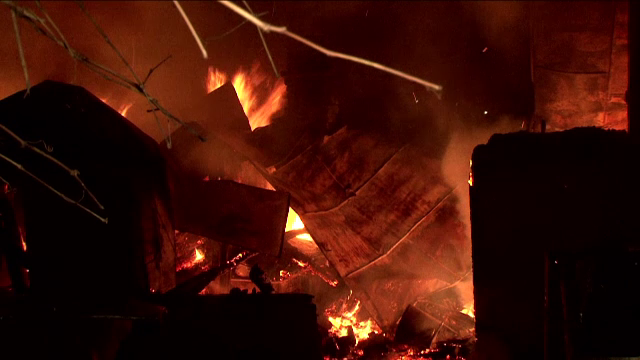 Rasturnare de situatie in cazul incendiului din Iasi in care au murit o mama si doi copii. Ce spun anchetatorii despre tata