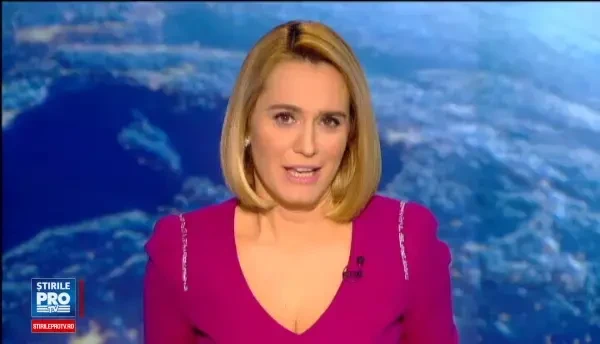 Tort si sampanie in Parlament pentru Mircea Ionescu Quintus. Cum i-au sarbatorit colegii de partid cea de-a 99-a aniversare