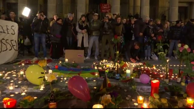 "Bruxellesul si Parisul au devenit frati de sange". Omagiul emotionant adus victimelor atentatelor din Bruxelles