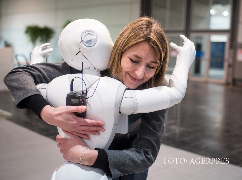 iLikeIT. Stirile saptamanii din tehnologie. De ce vrea Google sa scape de roboti