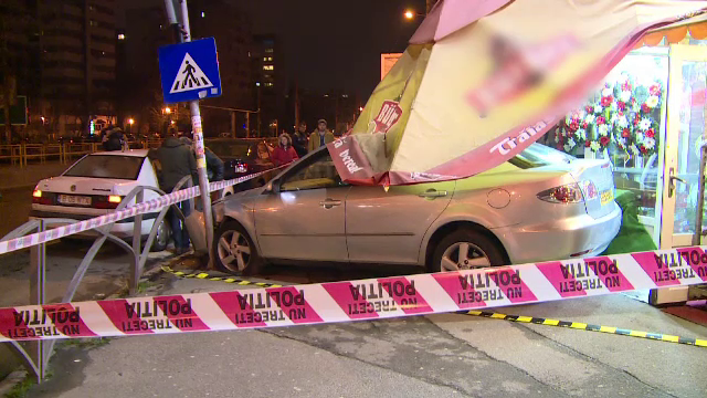 Cursa ca-n filme pe strazile Capitalei, pe urmele unui sofer care a lovit un stalp si s-a oprit cu masina intr-o florarie