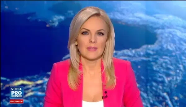 Singurul maraton pe nisip din Europa are loc la Mamaia. Soldati americani se intrec cu catei si cu cocosul de Dobrogea