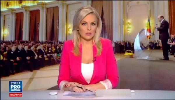 Traian Basescu, ales din nou presedinte... de partid. O gluma despre caciula lui Klaus Iohannis a starnit hohote de ras