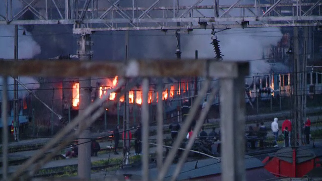 Incendiu violent in Gara de Nord din Timisoara. Un om al strazii a ars de viu intr-un vagon de tren dezafectat
