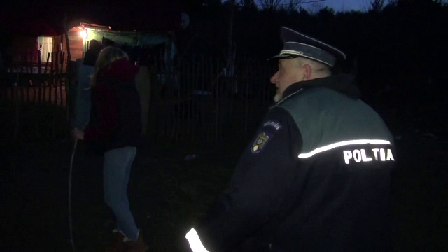 Cautari ample intr-o padure de langa Brasov. O fetita de 4 ani a disparut de acasa, dar mama ei a alertat politia dupa 3 ore