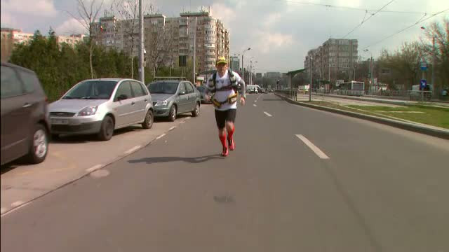 Cinci romani vor lua parte la maratonul din desertul marocan. Cum se antreneaza pentru cursa de 257 de kilometri