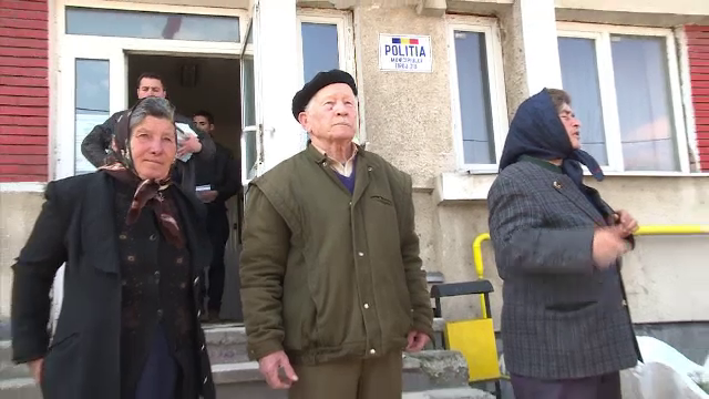 Metoda prin care un escroc a reusit sa pacaleasca zeci de pensionari sa-i "imprumute" bani. "Ma gandeam la inmormantare"