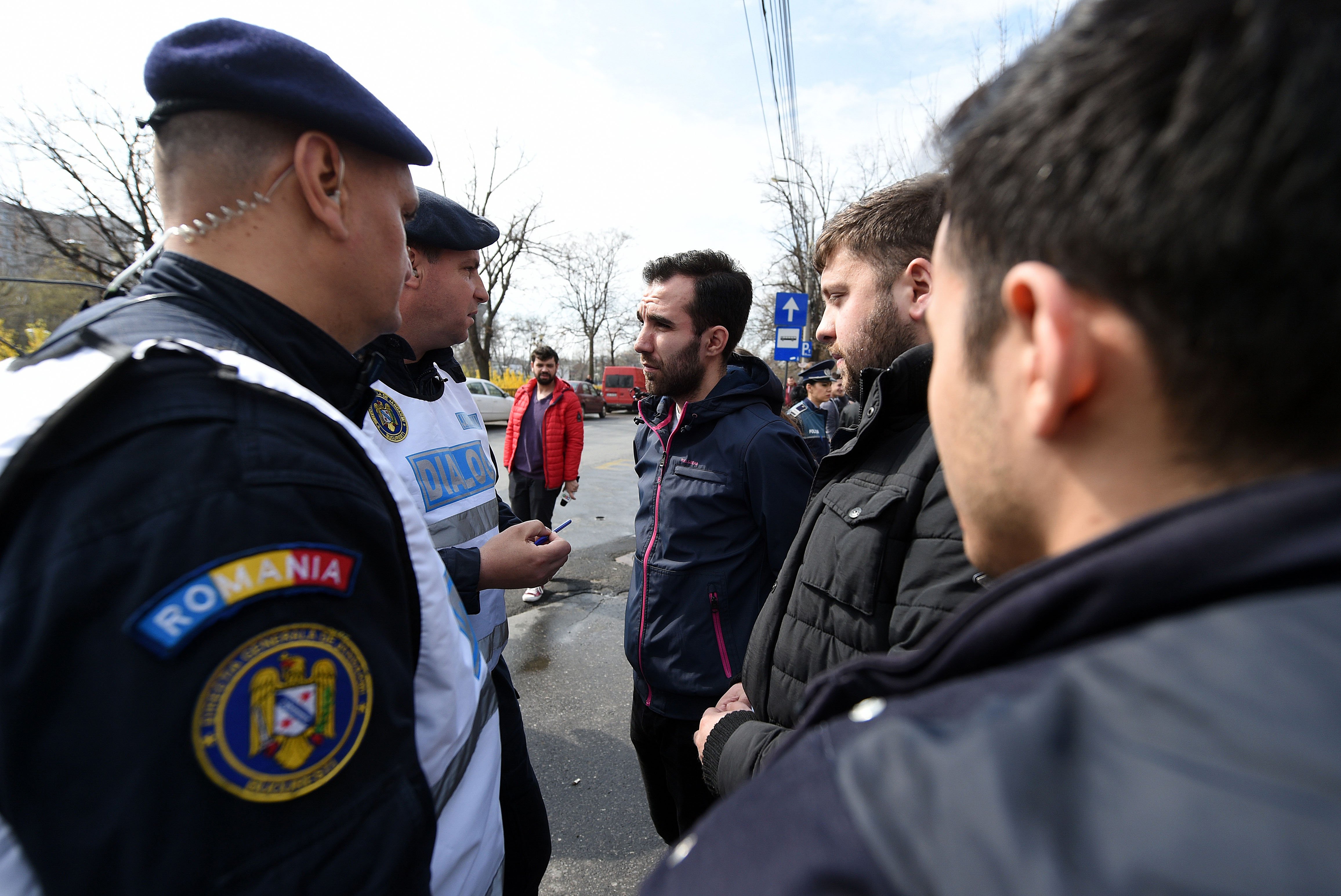protest, studenti, fumat,