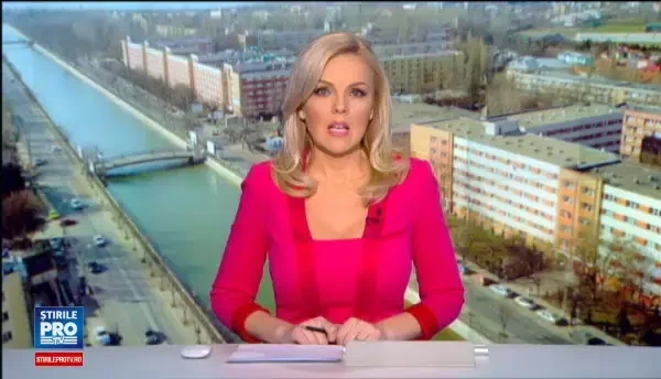 1000 de studenti au protestat pentru ca nu mai pot fuma in Regie. Solutia unui patron ca sa nu-si piarda clientii fumatori