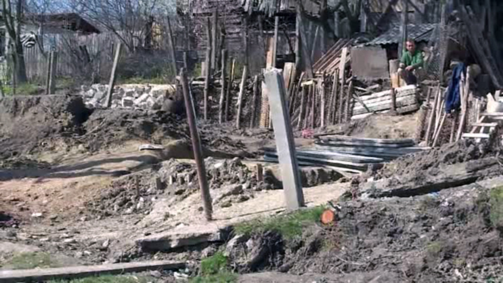 comuna Logresti, alunecare de teren