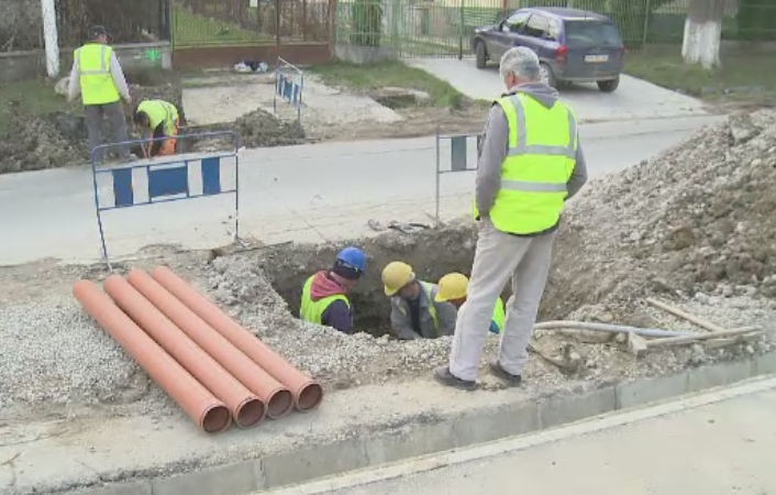 Tot fara apa si in 2016. Romania are la dispozitie anul acesta 3 miliarde de EURO pentru retelele de apa si canalizare