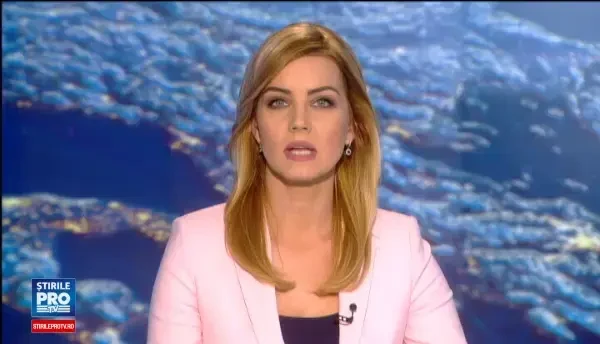 Doua fetite, de 3 si 5 ani, gasite incuiate, singure, in apartament. Unde se afla mama lor