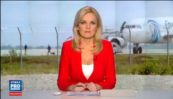 Barbatul care a deturnat avionul EgyptAir, arestat preventiv. Pasagerul care s-a pozat cu el a explicat de ce a facut asta