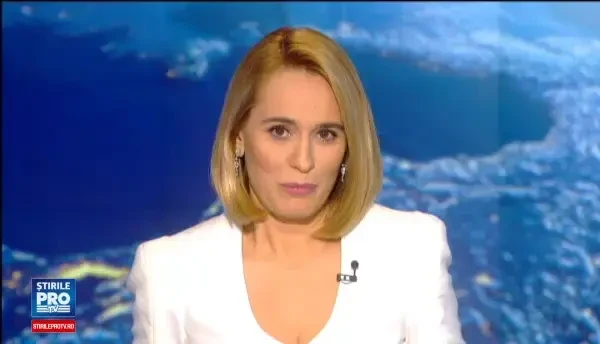 Patru masini de lux, placate de aur, au aparut peste noapte pe o strada din Londra. Ce au aflat localnicii despre proprietar