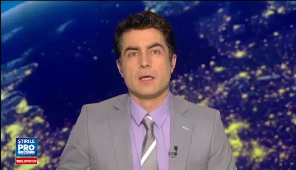 Explozie urmata de incendiu intr-o parcare din Botosani. O masina a fost complet distrusa de flacari