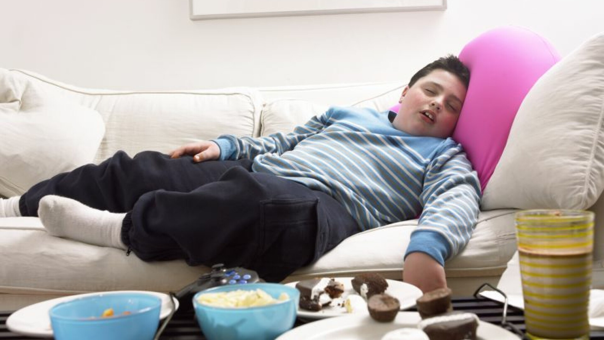 STUDIU: 20% din populatia lumii ar putea suferi de obezitate in 2025. Datele celei mai complete cercetari din istorie