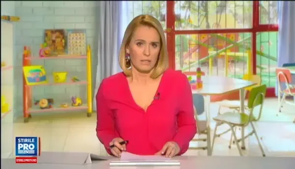 CAMERA ASCUNSA. N-am deschis inca, inauntru sunt doar copiii prietenilor. Explicatiile gradinitelor fara autorizatii